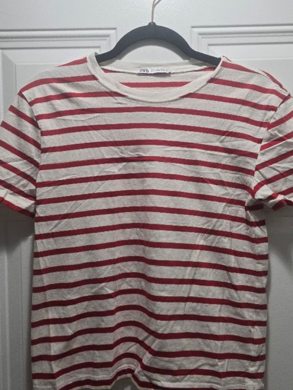 ZARA Short Sleeve T-Shirt SMALL RED & CREAM White Striped Crew Neck